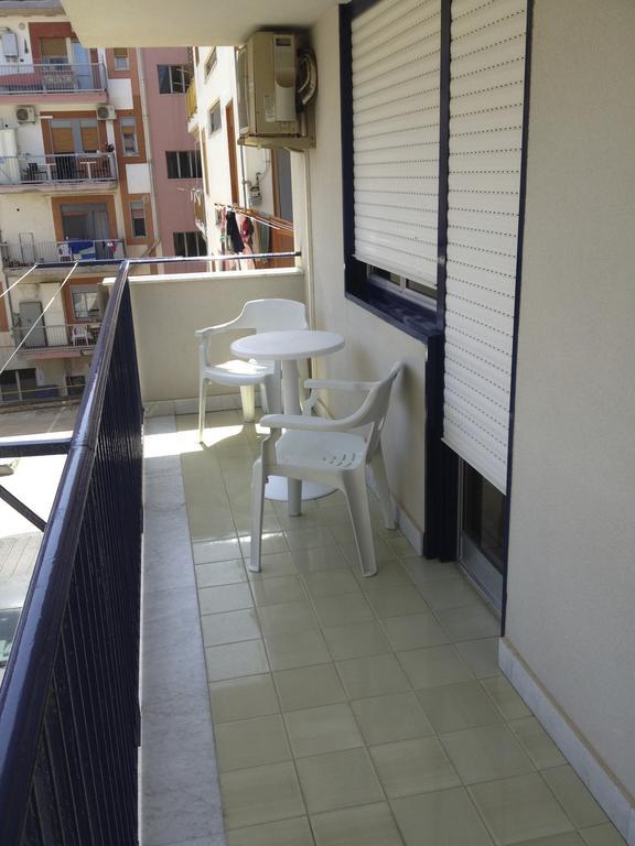 Sea Star Apartment Cefalu Room photo
